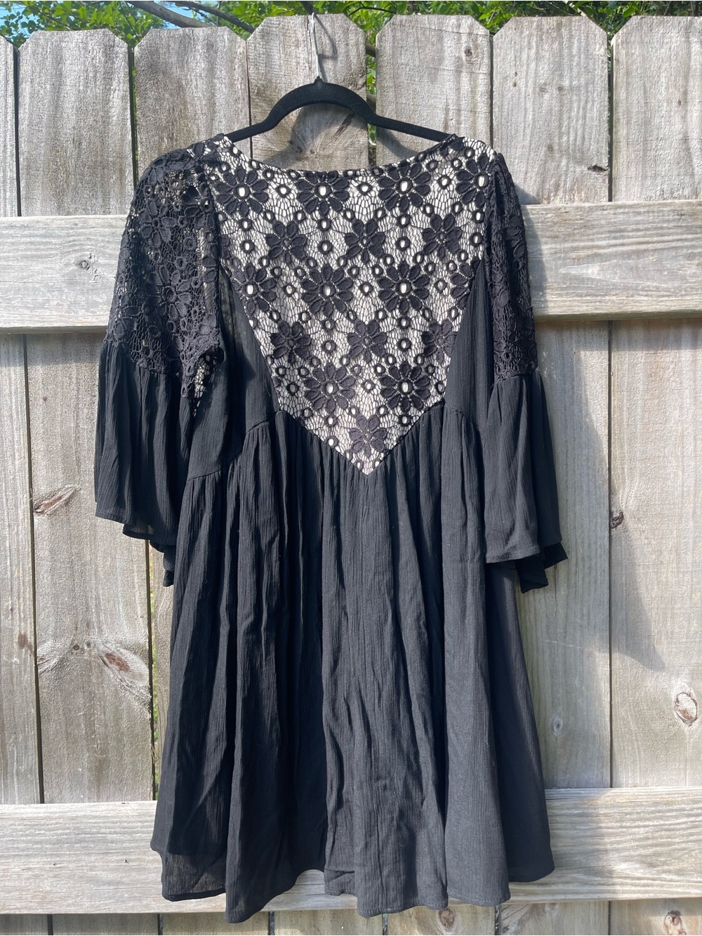 Women's Black Floral Crochet neckline Midi Dress Sz L - Picture 10 of 10
